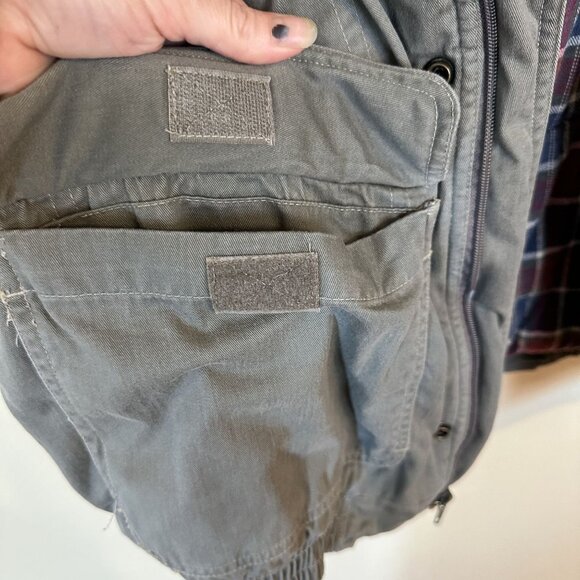 North Bay Rugged Essentials Mens Utility Vest Pockets Plaid Lining Medium Cotton - Picture 10 of 12